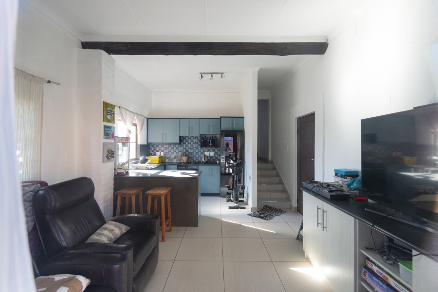 5 Bedroom Property for Sale in Trekoskraal Western Cape